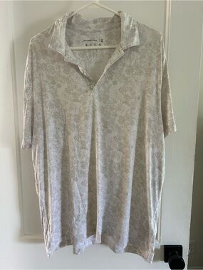 Abercrombie & Fitch Men's Floral Polo - Ivory/Taupe